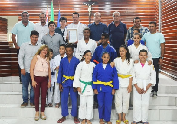 Imagem da notícia: 96ª Sessão Ordinária tem homenagem ao judô de Itanhaém