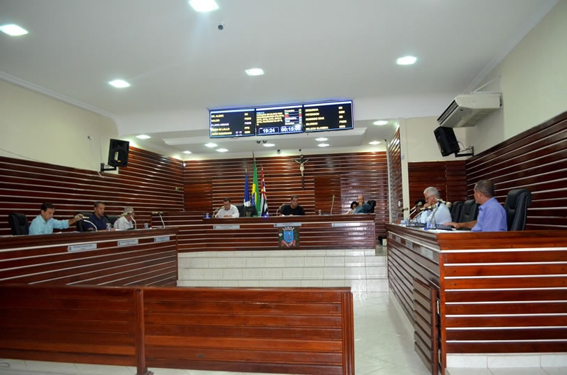 Imagem da notícia: Vereadores aprovam cinco requerimentos na 50ª Sessão Ordinária.