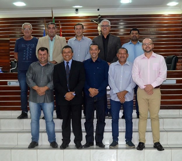 Imagem da notícia: 													Vereadores aprovam projetos de lei na 74ª Sessão Ordinária 