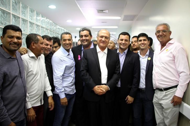 Imagem da notícia: Vereadores participam da inauguração do Novo Hospital Regional 