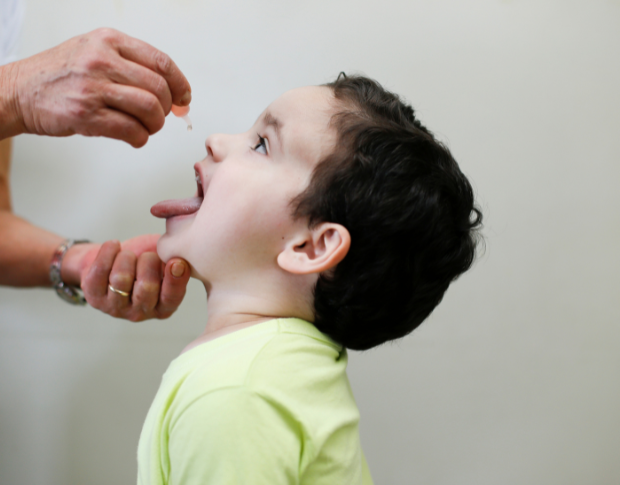 Imagem da notícia: Campanha Nacional de Vacinação contra a Poliomielite e Multivacinação é prorrogada