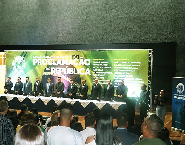 Imagem da notícia: Aconteceu nesta terça-feira (14), a Sessão Solene alusiva à Proclamação da República 2023