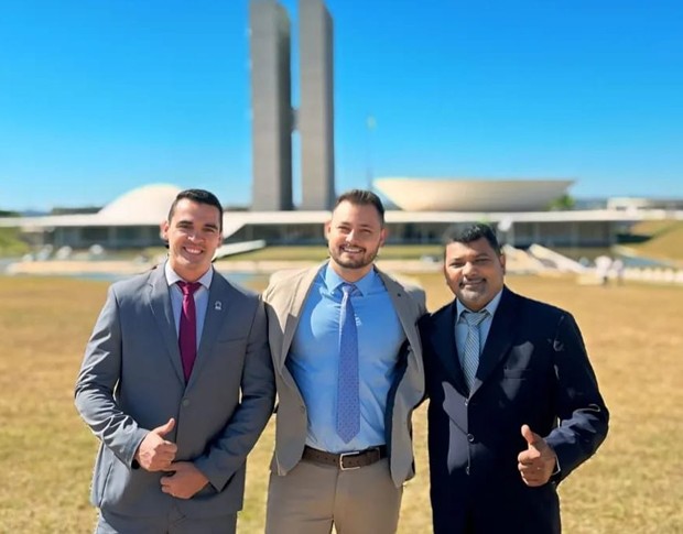 Imagem da notícia: VEREADORES CUMPREM AGENDA POSITIVA EM BRASÍLIA